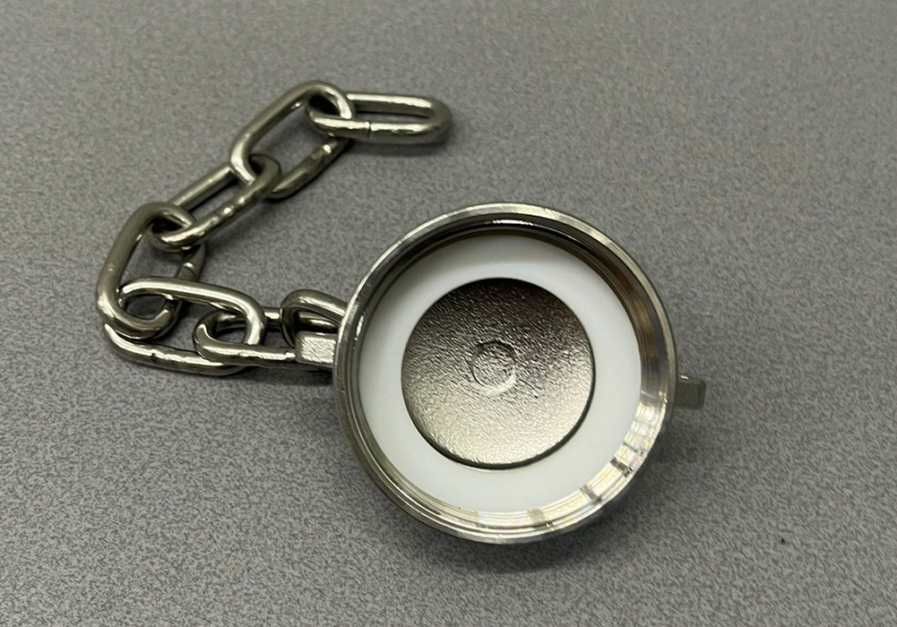 1,5" BSP stofkap RVS met ketting en PTFE afdichting